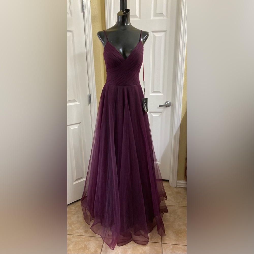 La Femme - 29076 V-Neck Semi-Sheer Bodice Junior Prom Gown NWT Size 6 - Picture 4 of 15
